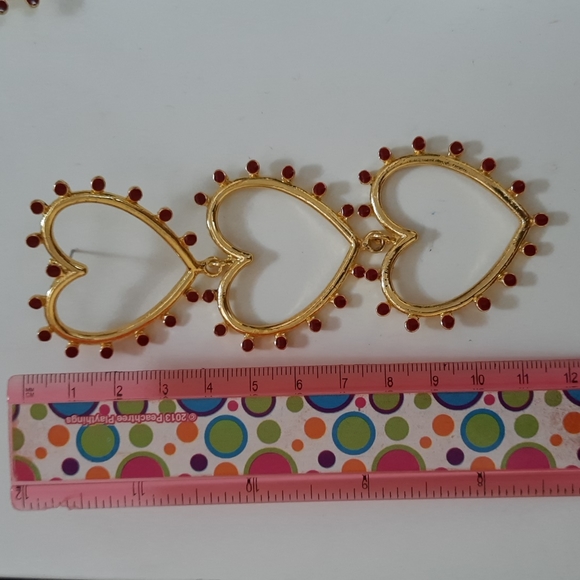 Heart Statement Earrings - Picture 5 of 6